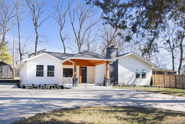 Foto del edificio - 4204 Brush Hill Rd