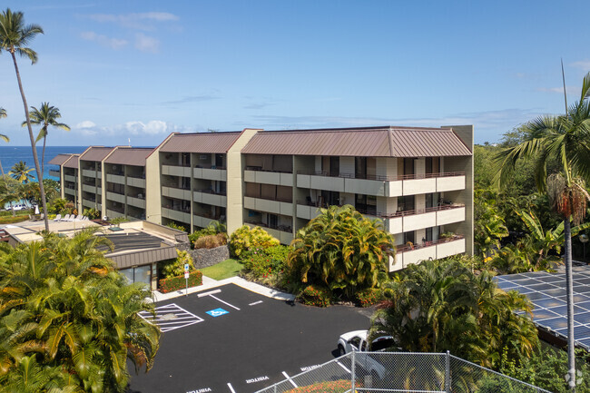 Building Photo - White Sands Village