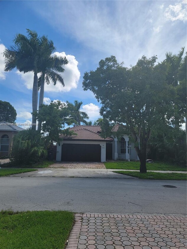 Foto principal - 3333 SW 156th Ct