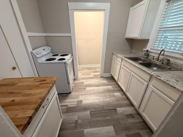 Building Photo - 110 SE 22nd Ave