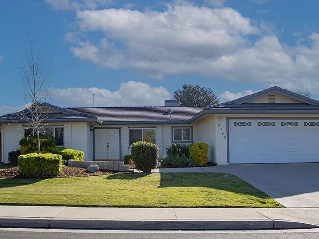 Foto del edificio - 2705 Parkfield Ct