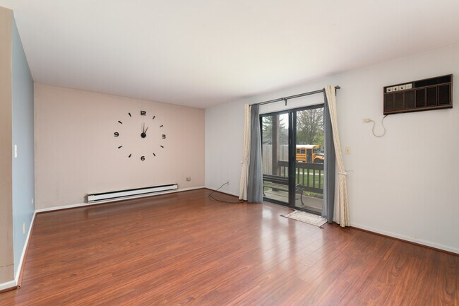 Foto del edificio - 425 Berkshire Dr