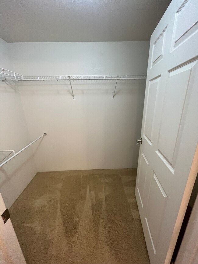 walk in closet in masterbedroom - 7012 Hawaii Kai Dr