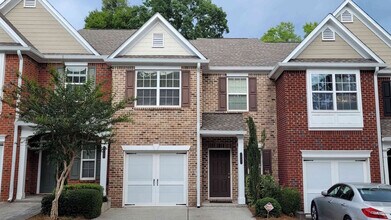 Building Photo - 2097 Meadow Peak Rd