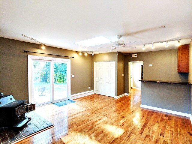 Building Photo - 8412 River Way
