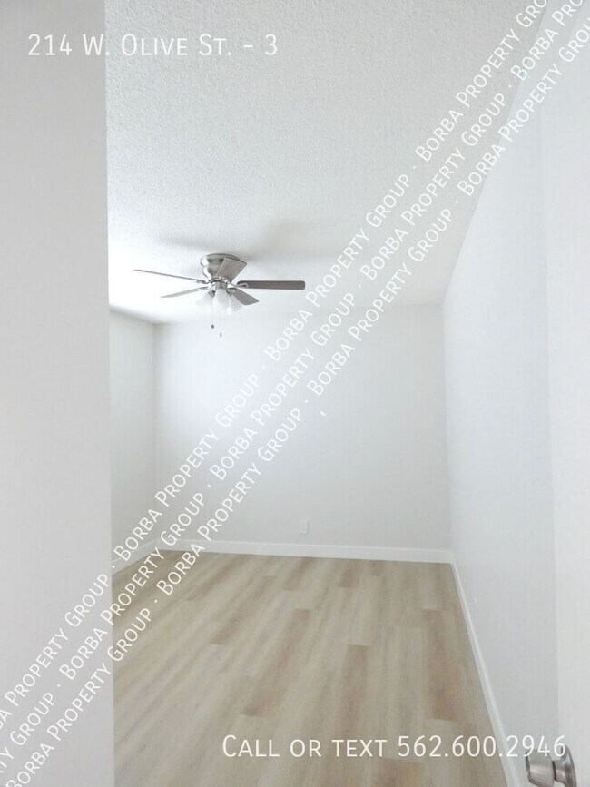 Foto del edificio - 214 W Olive St