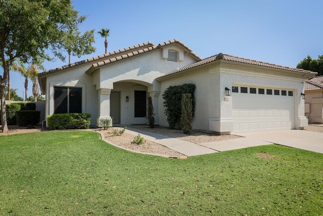 Foto del edificio - Beautiful Waterfront Home in Ocotillo Lakes