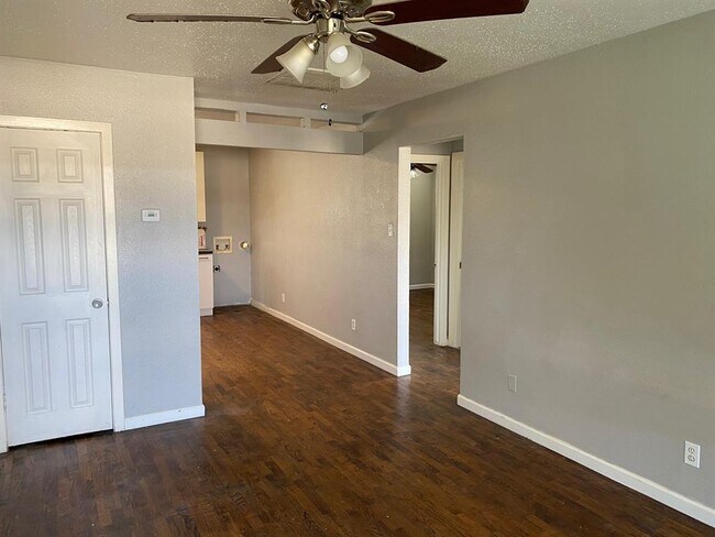 Foto del edificio - 2216 Avenue O