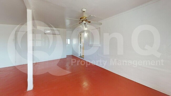 Foto del edificio - 872 W Glenn St