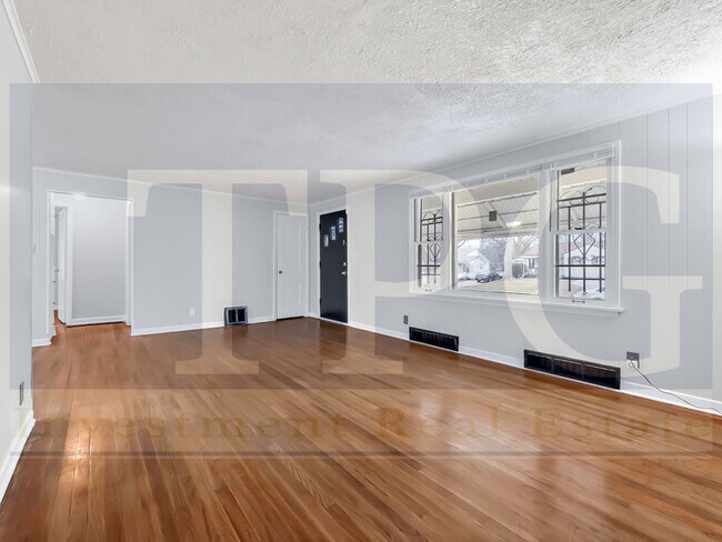 Foto del edificio - 6639 Bales Ave