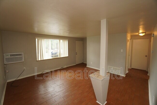Foto del edificio - 673 Miller Ct