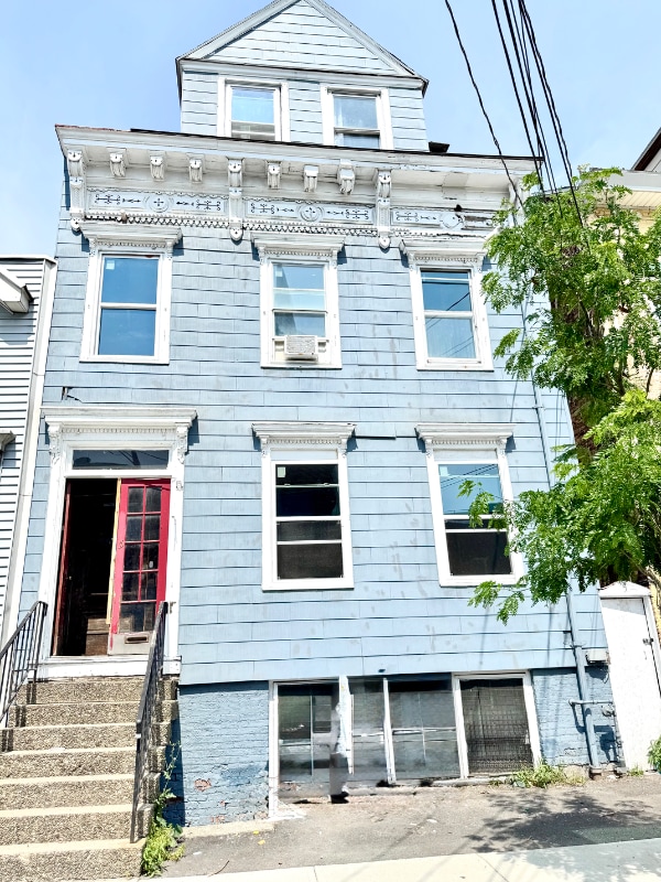 Building Photo - 5 West St