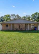 Building Photo - 2136 Rock Creek Dr
