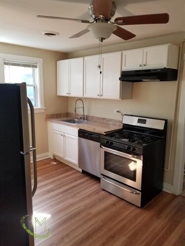 Foto principal - 3452 W Irving Park Rd