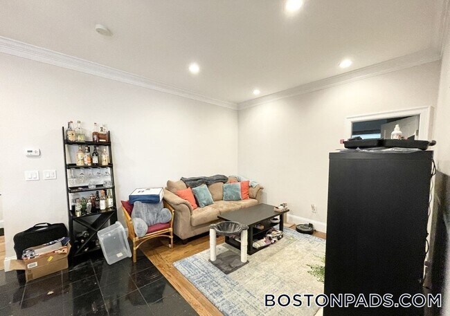 Foto del edificio - 32 Sumner St