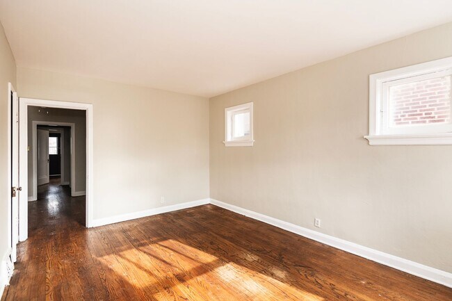 Foto del edificio - 3943 Keokuk St