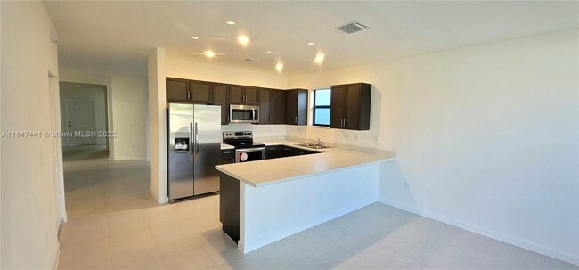 Building Photo - 13337 SW 284th Ter