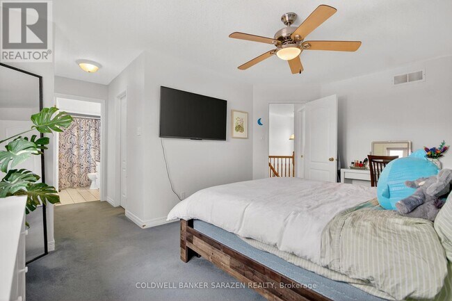 Building Photo - 26 Benchland St