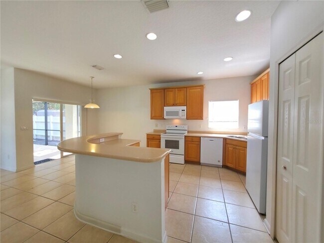 Foto del edificio - 1527 Derby Glen Dr