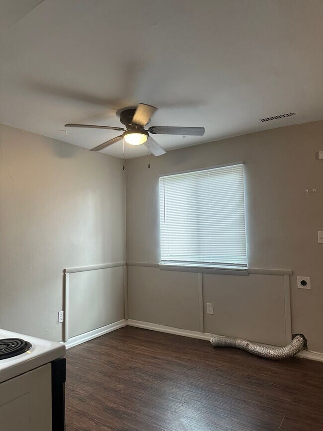 Foto del edificio - 2957-2959-2959 E 11th Ave