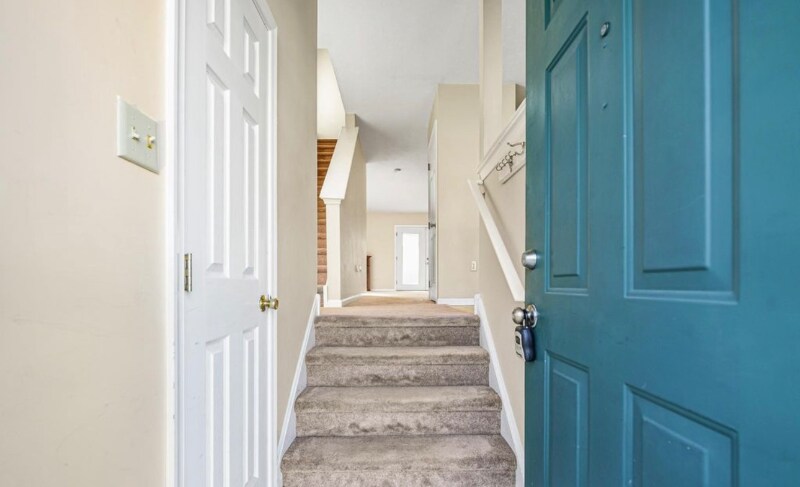 Foto principal - 30 Buttonbush Ct