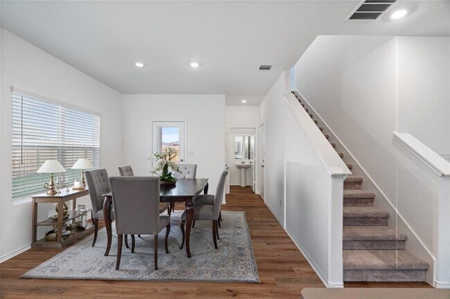 Building Photo - 109 Winged Foot Ct