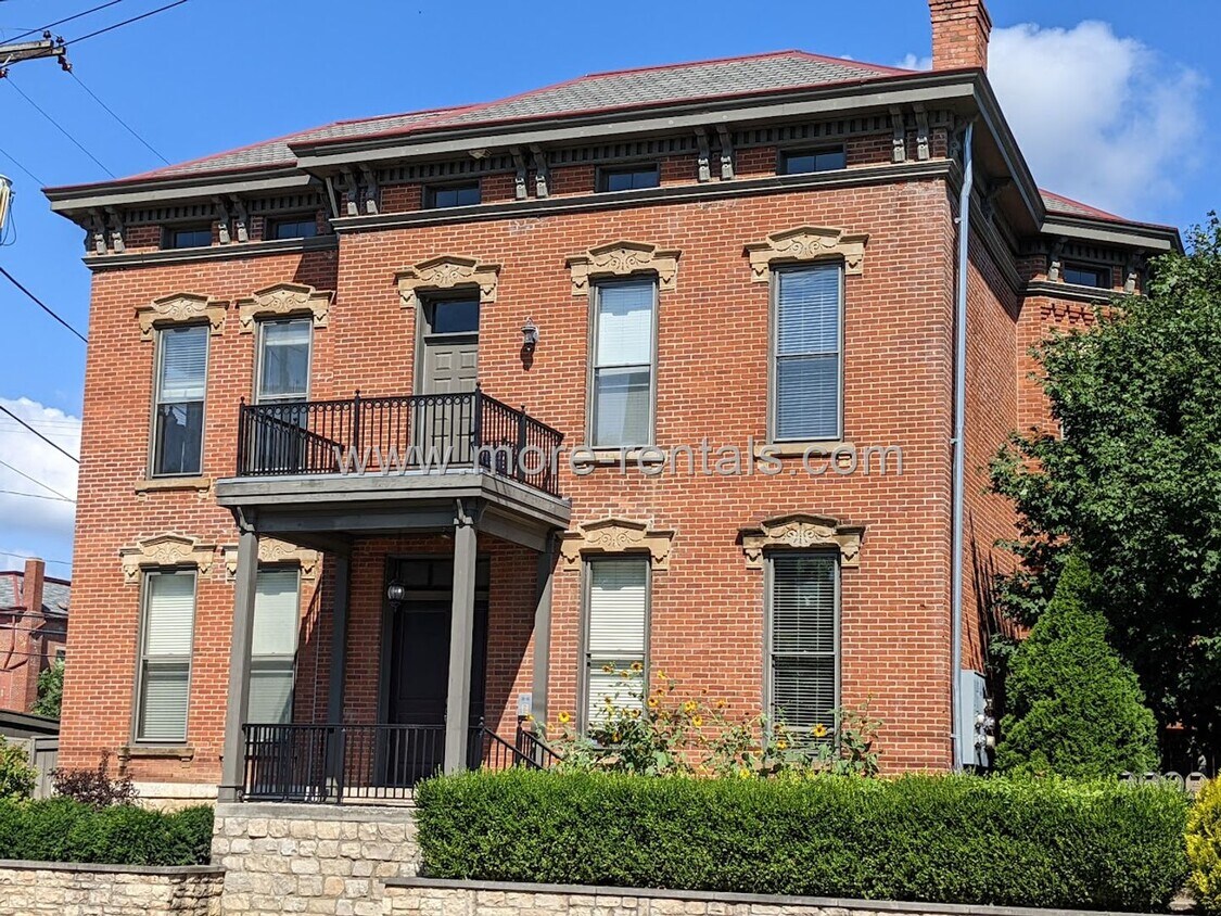 1070 S Front St Unit 1072 S. Front St, Columbus, OH 43206 Room for