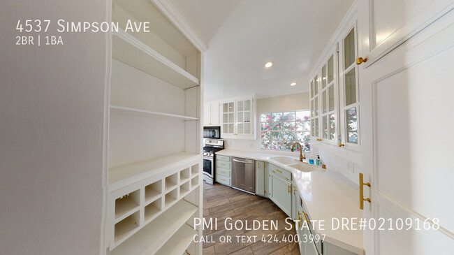 Building Photo - 4537 Simpson Ave