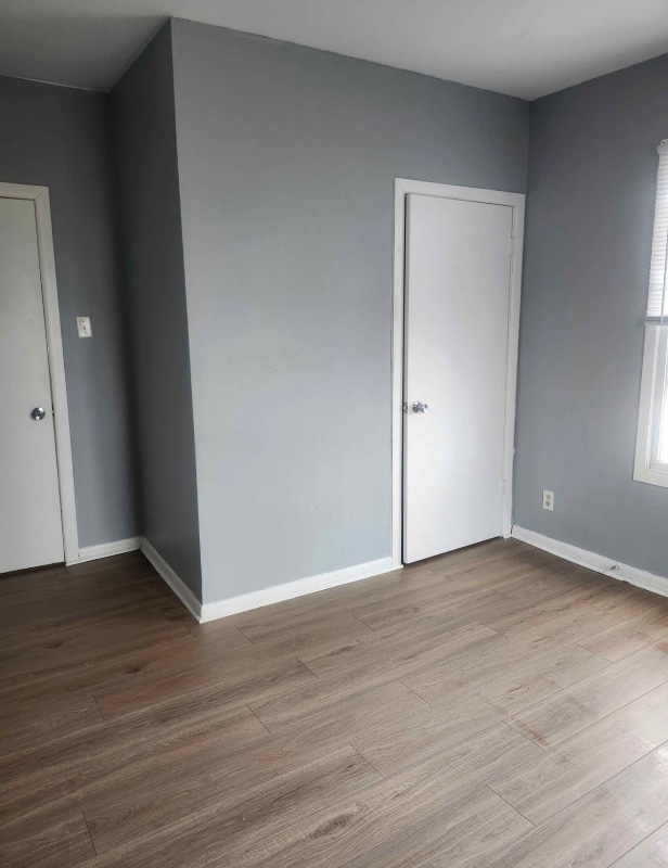 Building Photo - 412 Oneida St