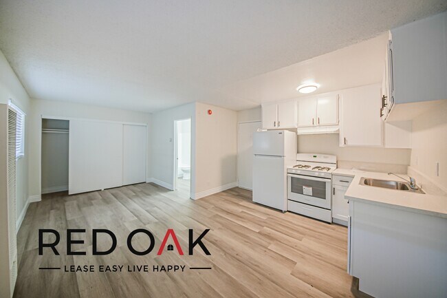 Foto del edificio - ~1 Month FREE~ Cozy, Stylish Studio with B...