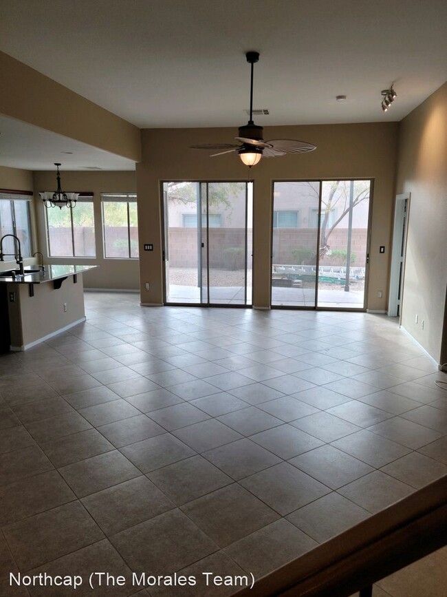 Building Photo - 3 br, 3 bath House - 3765 Helens Pouroff Ave