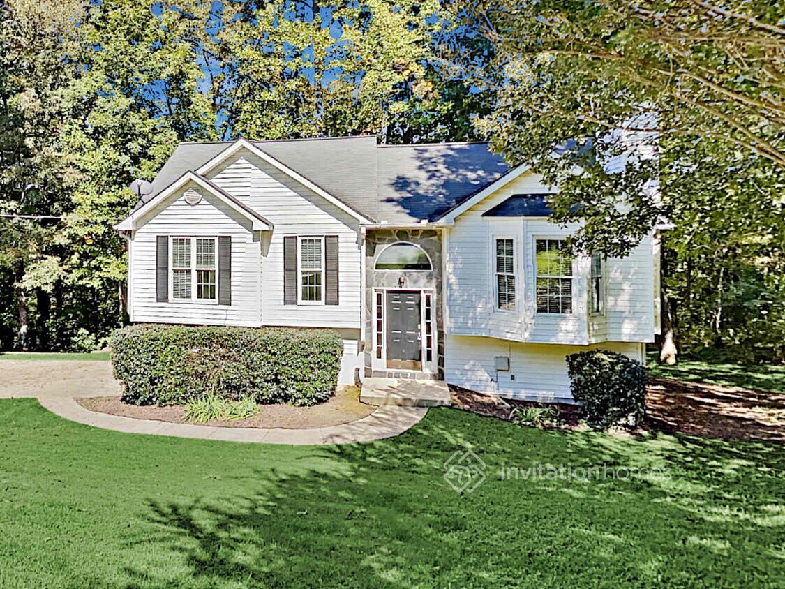Primary Photo - 202 Magnolia Springs Dr