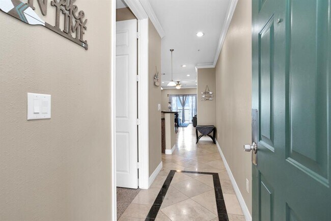 Building Photo - 7039 Kingston Cove Ln