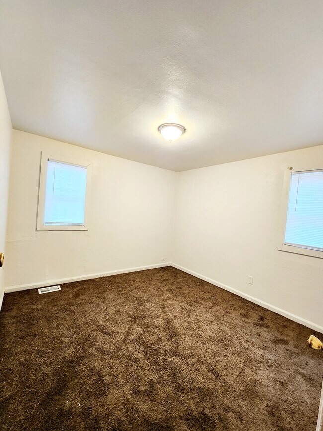 Foto del edificio - 4245 E 11th Ave