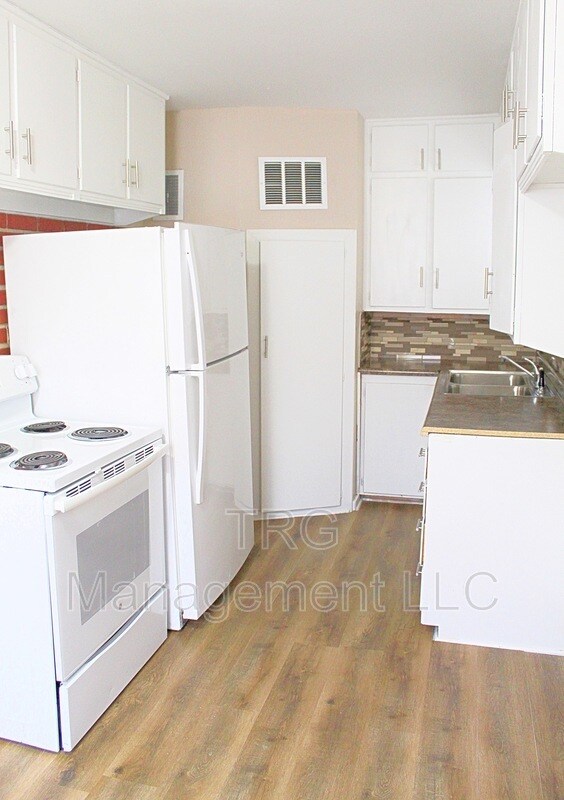 221 Nelson Ave, Haysville, KS 67060 House Rental in Haysville, KS