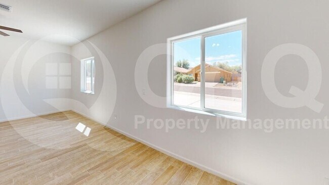Foto del edificio - 80 W James L Sullivan St