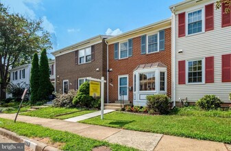 Building Photo - 12931 Ridgemist Ln