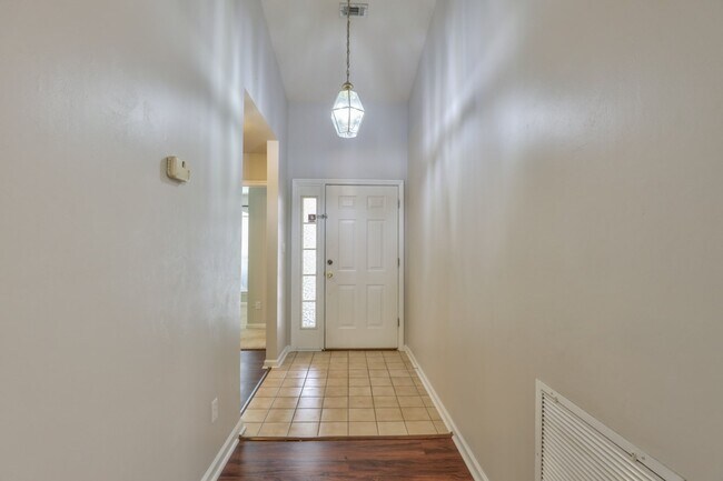 Building Photo - 1277 Mosswood Chase