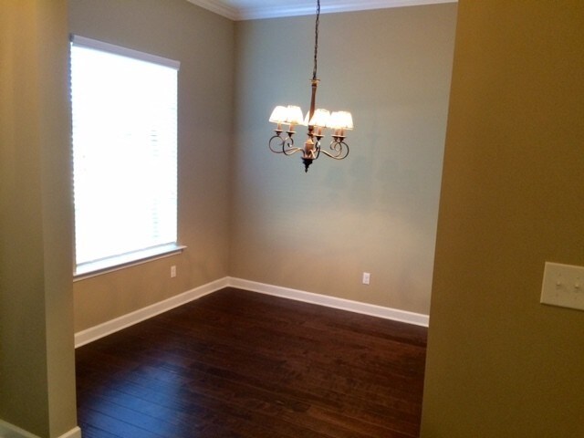 Building Photo - 8521 Ashley Dr