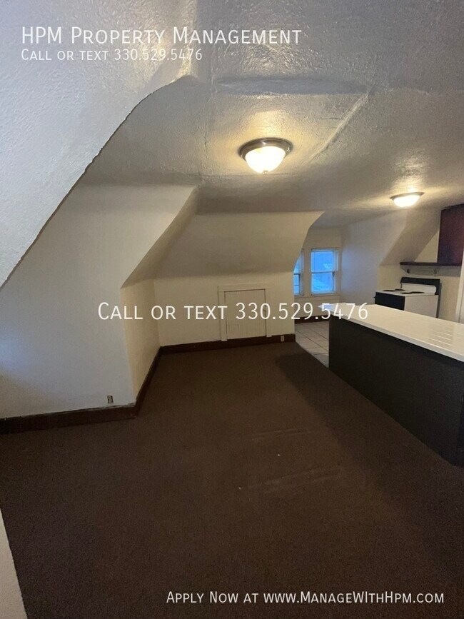 Foto del edificio - 34 Grand Ave