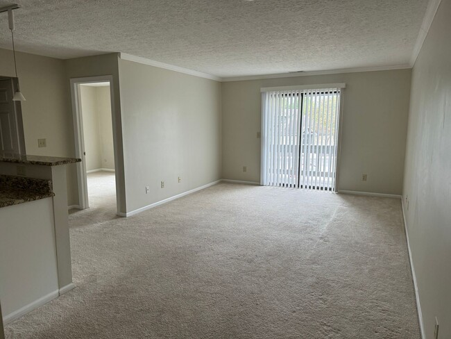 Building Photo - 1 Bed 1 Bath Apartment Northwest Columbus