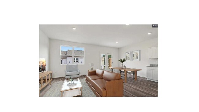 Building Photo - 232 Gillis Wy