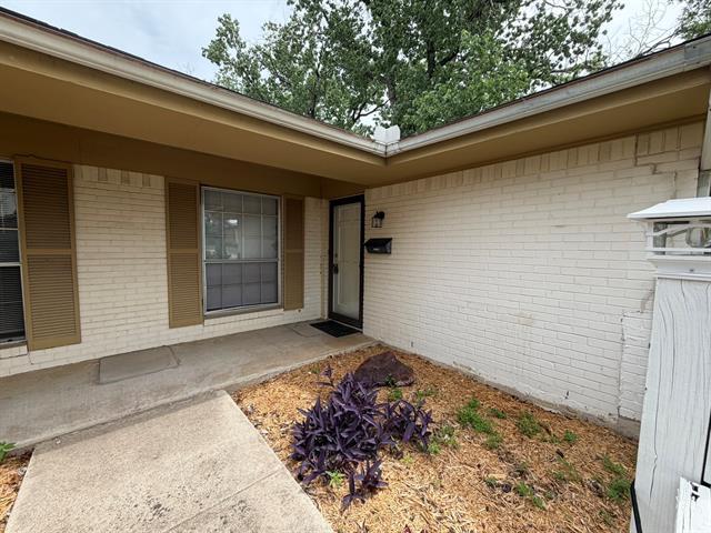 Foto del edificio - 5303 Wooten Dr