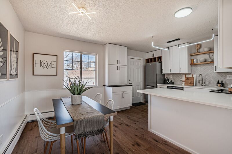 Foto principal - 3078 S Delaware St