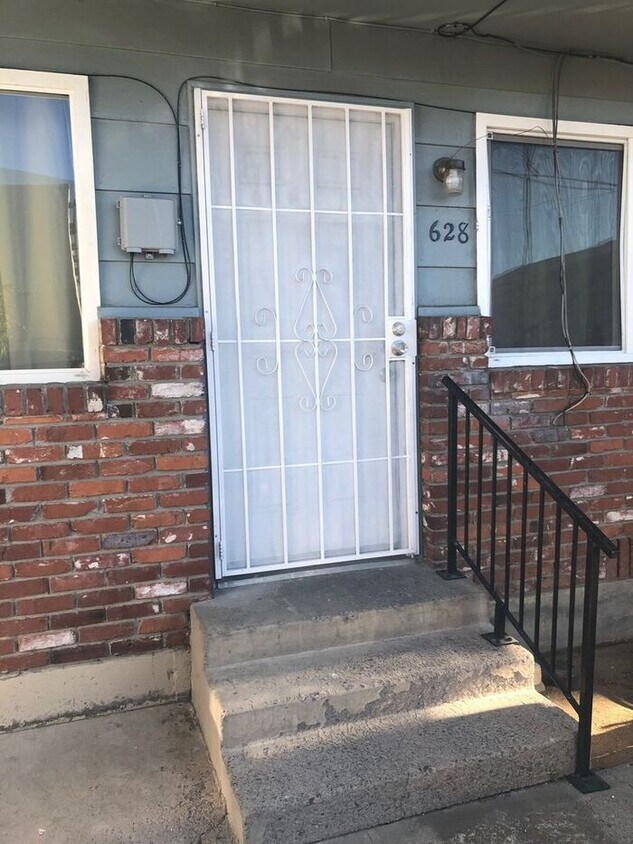 Primary Photo - 634 15th St