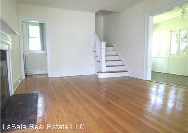 Foto del edificio - 3 br, 1.5 bath House - 16 Beechwood Road