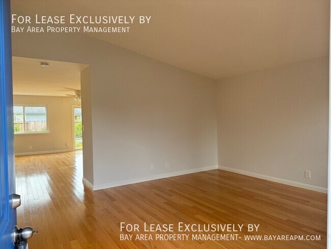 Foto del edificio - 384 Gunter Ln