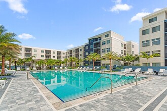 Hammock Park apartments — community photo - Hammock Park