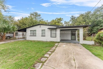 Building Photo - 105 W 43rd St