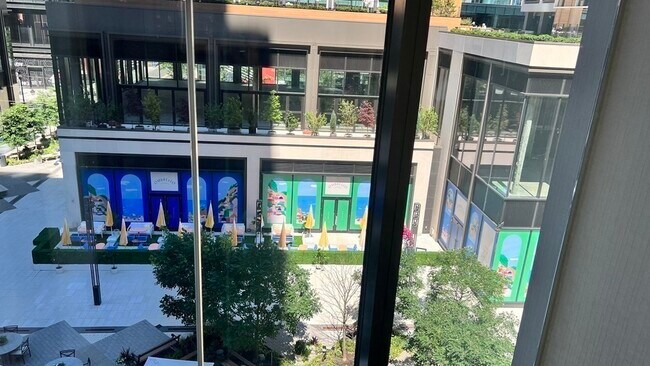 Foto del edificio - 133 Seaport Blvd